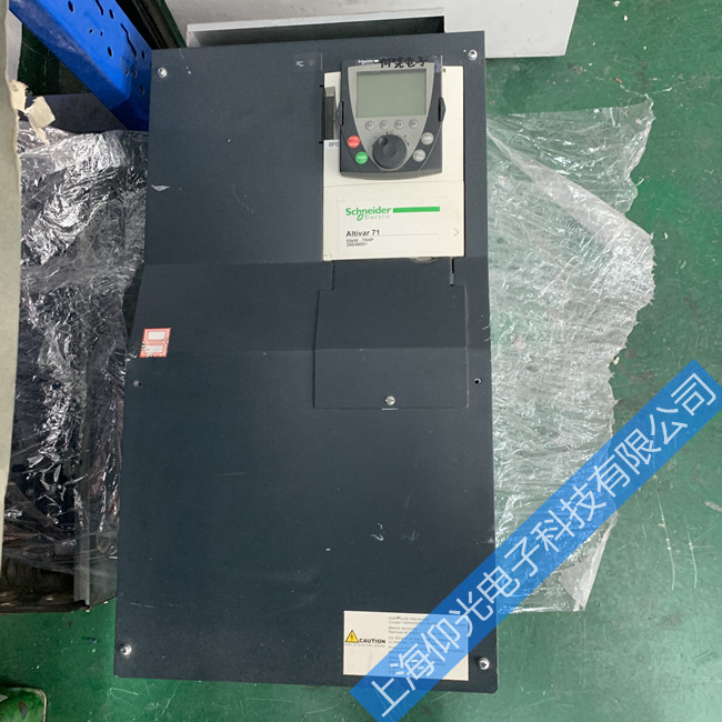 Schneiderʩ�͵��ŷ��(q��)��(d��ng)�����ϴ��a���S��