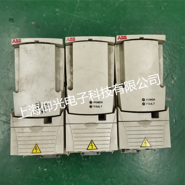 ABB變頻器維修ACS355-03E-08A8-4 主板 控制板 驅(qū)動板 修理