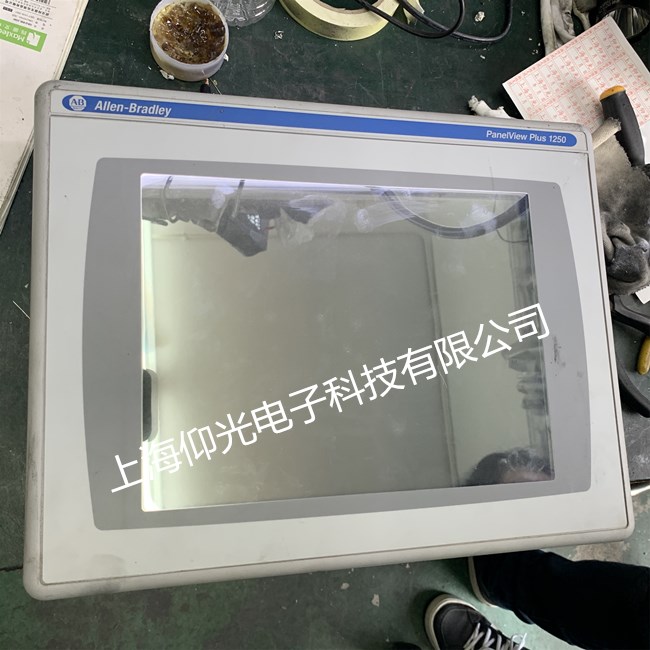 AB觸摸屏維修2711P系列上電黑屏 花屏 暗屏 藍屏 白屏故障維修