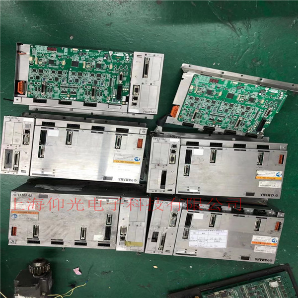 雅馬哈YK900XG機器人電路板維修