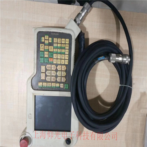 上海仰光維修案例發(fā)那科機(jī)器人示教器藍(lán)屏死機(jī)如何修復(fù)