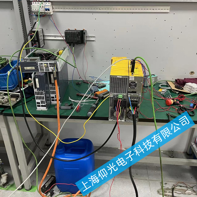 良明沖版機(jī)鮑米勒伺服驅(qū)動器維修故障分析
