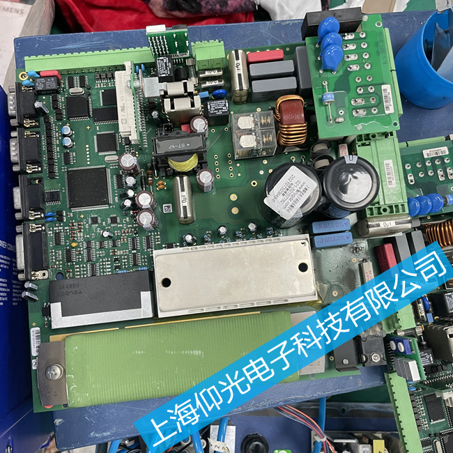 kollmorgen科爾摩根伺服驅(qū)動器ce06250過載維修