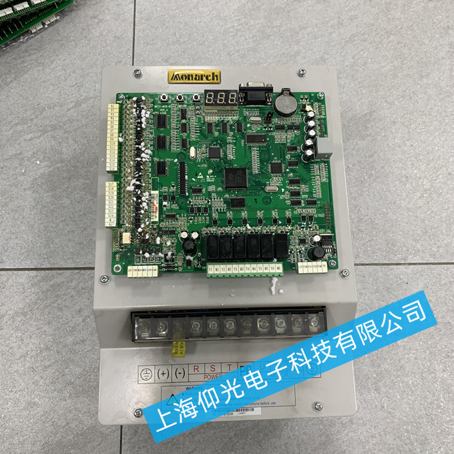 默納克變頻器維修 L-A-4011報(bào)警Err.02/03/04 過(guò)流故障維修