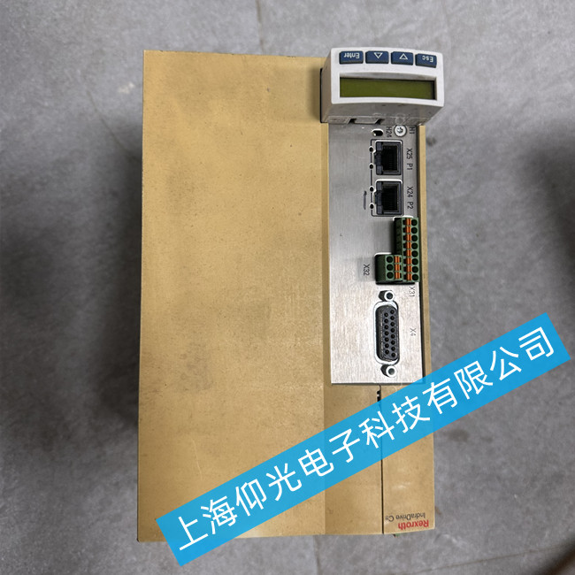力士樂伺服驅(qū)動(dòng)器維修HCS01.1E-W00054-A-03-A-CC-EC-NN-NN-NN-FW