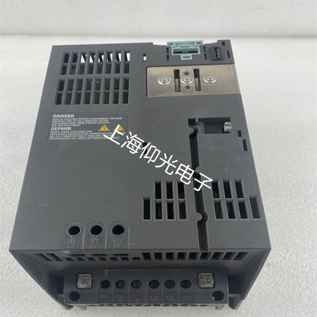 西門子6se7023系列變頻器面板無顯示維修服務(wù)