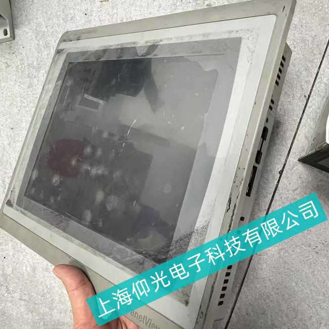 化工設(shè)備AB羅克韋爾觸摸屏2711PC系列串口無法通訊故障維修方法