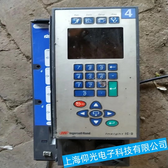 英格索蘭擰緊控制器上電無顯示故障維修檢測(cè)