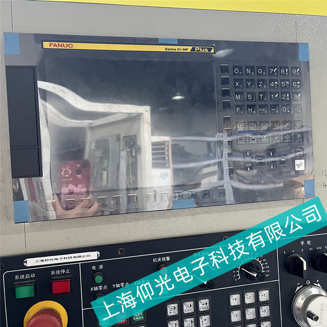 徐匯區(qū)機(jī)床發(fā)那科數(shù)控顯示屏A02B系列開機(jī)無顯示維修廠家