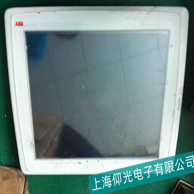 運(yùn)輸業(yè)ABB觸摸屏CP676開(kāi)機(jī)走一半不動(dòng)故障維修案例