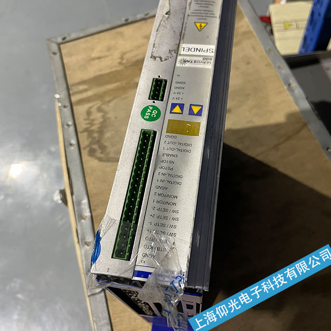 河南印刷廠科爾摩根伺服驅(qū)動(dòng)器電機(jī)不能啟動(dòng)套印不準(zhǔn) 印刷基材走料起皺維修