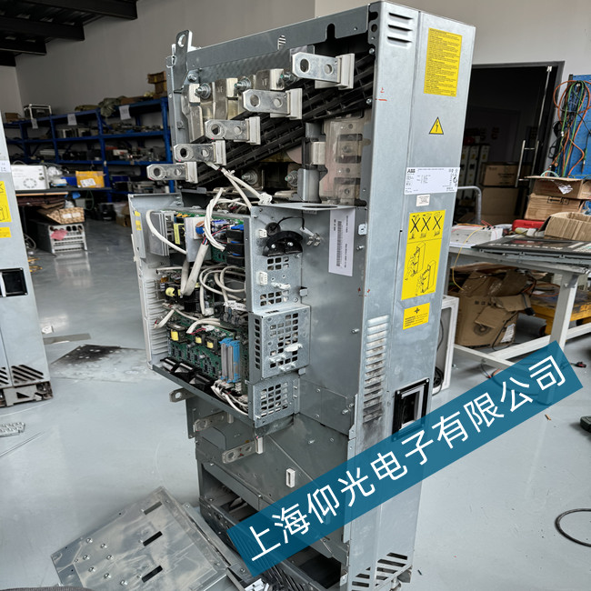 成都ABB ACS880變頻器維修更換基板電容IGBT等維修工程哪家更便宜