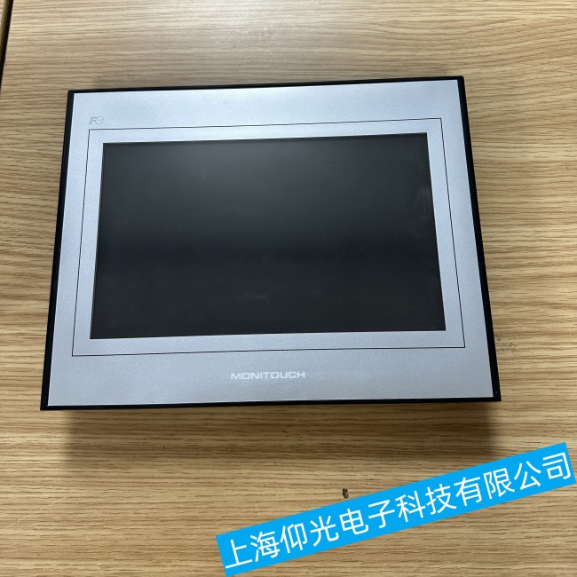 廣州富士觸摸屏UG221H-SR4通電幾分鐘后屏幕變成藍(lán)屏故障維修咨詢